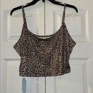 Cropped Cami NWT sz L